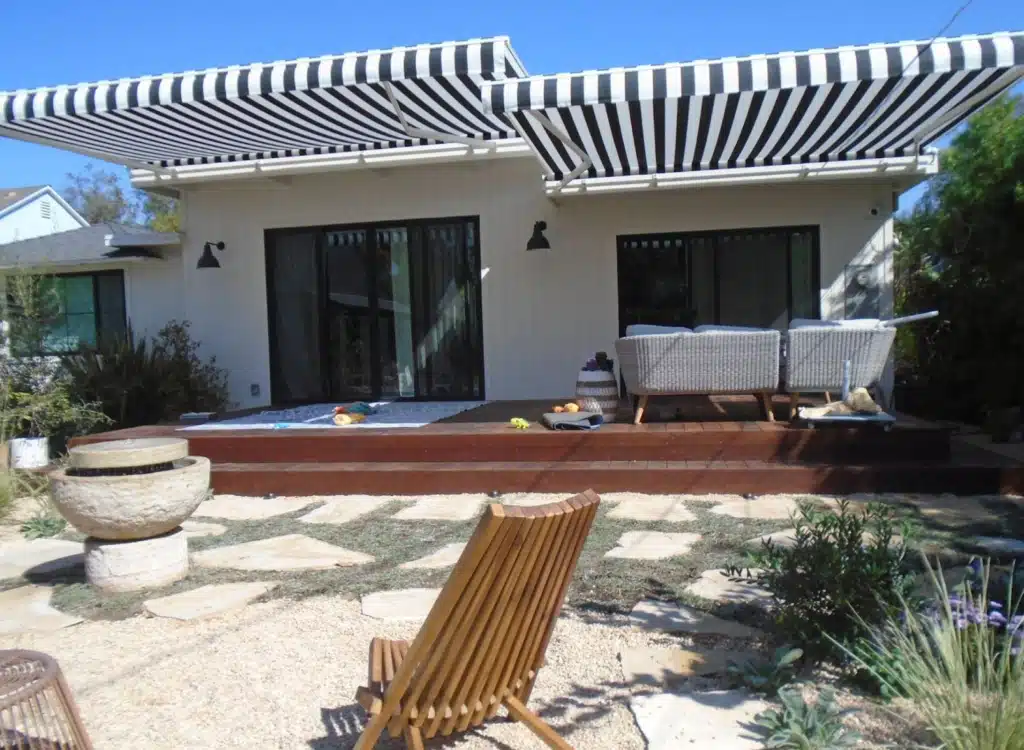 vacational property with shades