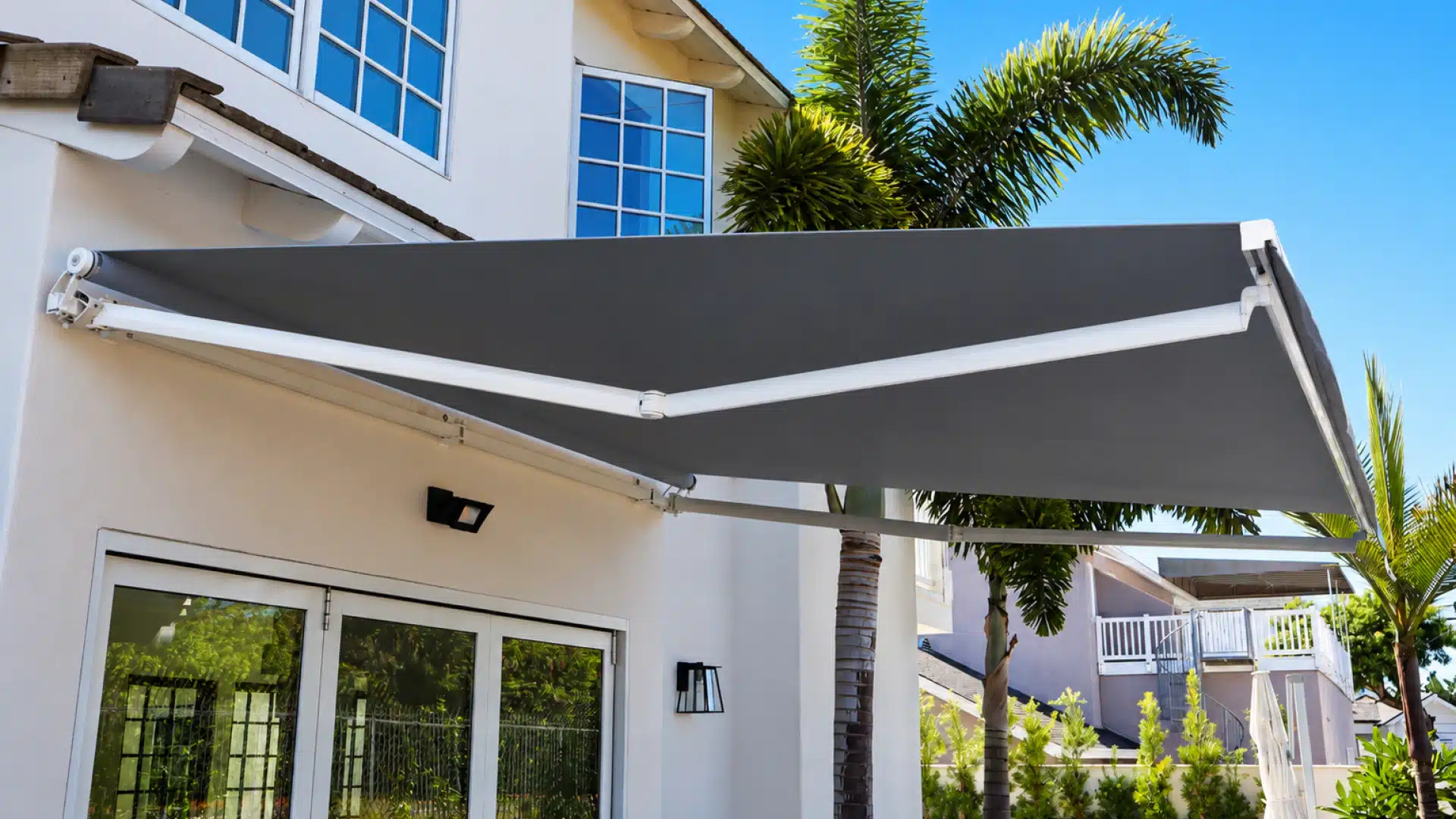 Elite Retractable Patio Awnings